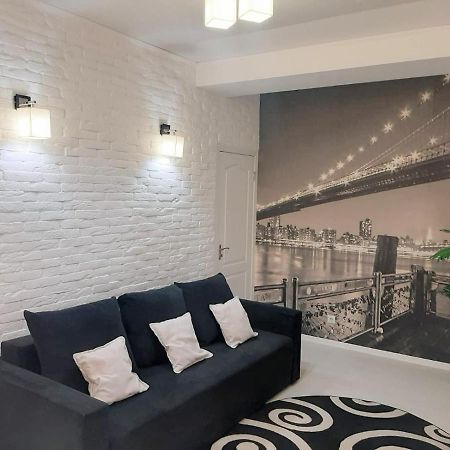 Bright Central Apartment คีชีเนา ภายนอก รูปภาพ