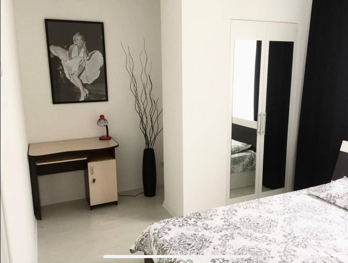 Bright Central Apartment คีชีเนา ภายนอก รูปภาพ